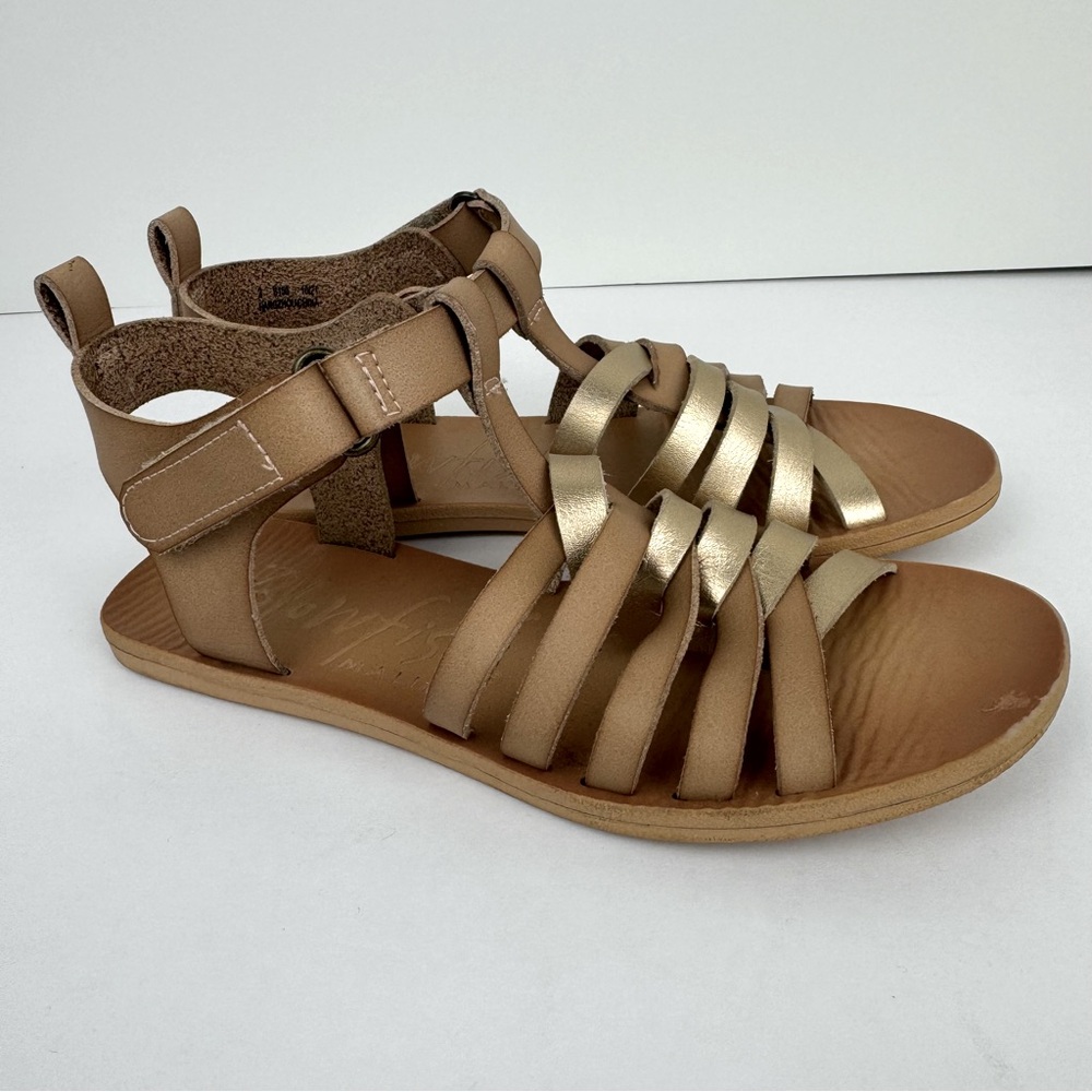 Blowfish Malibu Drizzle-K sandals, tan/ gold. Size 2. Gladiator. Faux leather